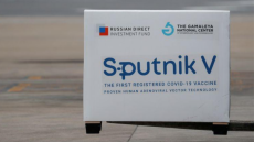 Ρωσία σε Κομισιόν: Ελπίζουμε να αξιολογήσετε το εμβόλιο βάσει επιστημονικών παρά πολιτικών εκτιμήσεων