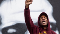 Δολοφονία Φλόιντ: Οι πρώτες αντιδράσεις για την καταδίκη του αστυνομικού -Τι είπαν Μπάιντεν, Ομπάμα, Τζόνσον