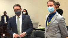 ΗΠΑ: Νέα δίκη ζητάει ο αστυνομικός που καταδικάστηκε για τον φόνο του Τζορτζ Φλόιντ