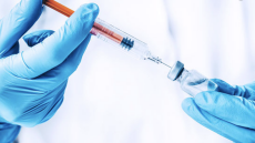 Ισπανία: Θετική πρόταση η άρση των πατεντών για τα εμβόλια