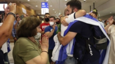 Ολυμπιακοί Αγώνες Τόκιο: Θερμή υποδοχή στην άφιξη του Ιακωβίδη - Δείτε βίντεο