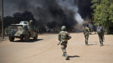 Σφαγή στην Μπουρκίνα Φάσο: Η ΕΕ καταδικάζει την «τρομοκρατική» ενέργεια με «εκατοντάδες» θύματα 