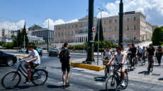 Κίνηση στους δρόμους: Πού έχει μποτιλιάρισμα στο κέντρο - Δείτε live 