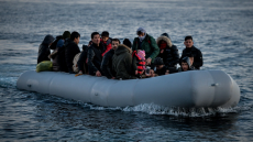 Ναυάγιο με τουλάχιστον 8 νεκρούς και 17 αγνοούμενους μετανάστες στην Ισπανία