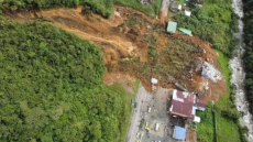 Τουλάχιστον 10 νεκροί και 11 αγνοούμενοι σε κατολίσθηση που προκάλεσαν σφοδρές βροχοπτώσεις στην Κολομβία - Δείτε βίντεο