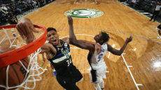 Γιάννης Αντετοκούνμπο και Λίλαρντ οι παίκτες της εβδομάδας στο ΝΒΑ