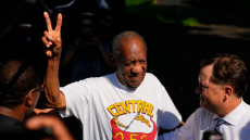 Οι εισαγγελείς ζητούν από το Ανώτατο Δικαστήριο των ΗΠΑ να επανεξετάσει την υπόθεση του Μπιλ Κόσμπι