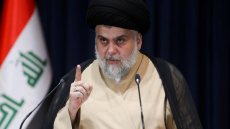 Ιράκ: Ο σιίτης ιερωμένος Μοκτάντα Σαντρ καλεί τους δικαστές να διαλύσουν τη Βουλή