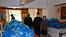 «Δέματα Αγάπης» μοίρασε σε περισσότερες από 450 ευάλωτες οικογένειες η Ι.Μ. Νέας Ιωνίας