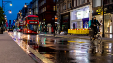 Λονδίνο: Η Oxford Street ο πιο δημοφιλής εμπορικός δρόμος στην Ευρώπη