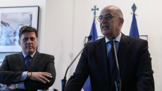 Δένδιας: Εμβληματικός ζωγράφος ο Αλέκος Φασιανός