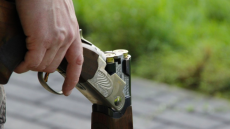 Τρίκαλα: 33χρονος με καραμπίνα στη μέση κεντρικού δρόμου απειλούσε να σκοτώσει τον κουνιάδο του