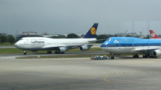 Πόλεμος στην Ουκρανία: Απαγόρευση ρωσικών αεροσκαφών από τον γερμανικό εναέριο χώρο 