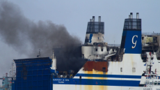 «Euroferry Olympia»: Ακόμη 70 καμένα οχήματα και φορτηγά ανασύρθηκαν από το 2ο και 4ο γκαράζ