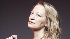 Λουκία Πιστιόλα: «Όταν οι άνδρες ξεπέρασαν τα όρια στο φλερτ, έφαγαν κλωτσιά εκεί που έπρεπε»