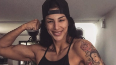 Survivor: Η Αθηνά Ευμορφιάδη απαντά για τους έρωτες στο παιχνίδι