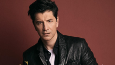 Σάκης Ρουβάς: Ο Διονύσης Ζάχος τον μιμείται μετά από το βίντεο με τα σπαράγγια