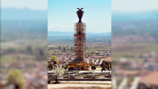 Διχάζει τα Σκόπια γιγαντιαίο μνημείο προς τιμήν των μαχητών του UCK