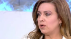 Ευαγγελία Μουμούρη για Φιλιππίδη:  «Δεν είναι εύκολο να βλέπεις τον φίλο σου με χειροπέδες»