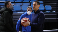 Ζήσης: «Ο Αντετοκούνμπο θέλει να πραγματικά να παίξει για την Εθνική»