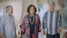 Συμπέθεροι απ' τα Τίρανα: Οι μάσκες πέφτουν και το Κουδουνάρι ετοιμάζεται για τον γάμο της χρονιάς