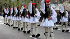 Αρχιεπίσκοπος Eλπιδοφόρος: Παρουσία Ευζώνων της Προεδρικής Φρουράς η παρέλαση για την Επανάσταση του 1821 στη Νέα Υόρκη