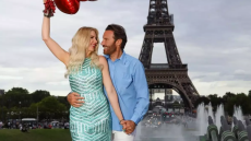 Στράτος Τζώρτζογλου: Ζει τον έρωτά του με τη Σοφία Μαριόλα στο Παρίσι - Η επέτειος του γάμου τους