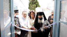 Σπέτσες: Εγκαινιάστηκε η Ιστορική Βιβλιοθήκη στον ναό του Αγίου Νικολάου