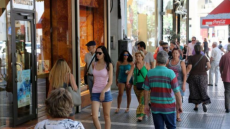 Θερινές εκπτώσεις: Πρεμιέρα στις 11 Ιουλίου για τα εμπορικά της Θεσσαλονίκης