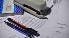 Έρχεται το τέλος της χειρόγραφης απόδειξης