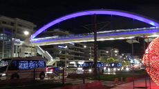 Γιορτινά «λεωφωτεία» στον Άλιμο - Δείτε βίντεο