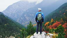 ΕΛΣΤΑΤ: Πάνω από 5 εκατομμύρια αφίξεις σε τουριστικά καταλύματα τον Σεπτέμβριο