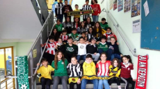 Άλκης Καμπανός: Μαθητές στη Νυρεμβέργη φόρεσαν φανέλες ελληνικών ομάδων για να τιμήσουν τη μνήμη του 