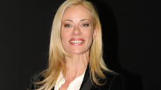 Ζέτα Μακρυπούλια: «Η μοναξιά είναι ωραία, χρήσιμη»