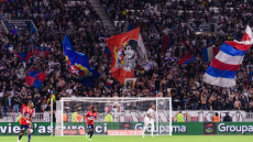 Ultras της Λιόν: «Την Κυριακή μείνετε με τους δικούς σας γύρω από το αρνί και μην πάτε στο τσίρκο της ομάδας»