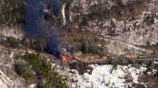 ΗΠΑ: Εκτροχιασμός τρένου και πυρκαγιά στο Μέιν - Δείτε βίντεο