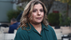 Συρεγγέλα: «Ποιος θα ζητήσει συγγνώμη από τους γονείς των μηχανοδηγών;»