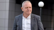 Τέμπη: Επιστροφή στο νοσοκομείο ζητά ο γιατρός Χαυτούρας που εμπλέκεται στην άδεια του επόπτη