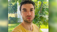 Ποιος είναι ο Κωνσταντίνος Μωραΐτης που αποχώρησε από παράσταση επειδή «δεν ήταν τηλεοπτικός»