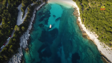 Κεφαλονιά: Η παραλία του Ιονίου με τα πιο «κρυστάλλινα νερά» - Δείτε βίντεο