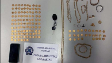 Χειροπέδες σε αλλοδαπή για εννέα απάτες σε τρεις πόλεις