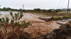 Ο Σπερχειός «φουσκώνει» και απειλεί κατοικημένες περιοχές στη Λαμία - Ψάχνουν ακόμη τον βοσκό στον Δομοκό