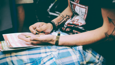 Νέο επίδομα ανεργίας: Πώς θα επιλεχθούν οι 15.000 δικαιούχοι