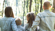 Άδεια μητρότητας και πατρότητας - Γονικές άδειες: Τι ισχύει και τι δικαιούνται οι γονείς