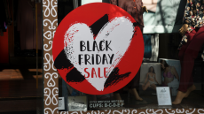 Πότε πέφτουν Black Friday και Cyber Monday - Η «Μαύρη Παρασκευή» των μεγάλων προσφορών