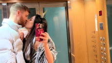 Γουόκαπ - Νούρι: Πρωτοχρονιά με καυτά φιλιά και φόντο την Ακρόπολη - Φωτογραφίες 