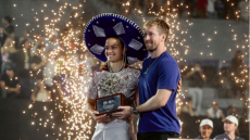 Σάκκαρη: Ξανά με προπονητή τον Τομ Χιλ