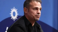 Ντέμης Νικολαΐδης: Θαυμάζω τον Ιωάννη Καποδίστρια, είχε τρομερή αγάπη για την πατρίδα - Βίντεο 