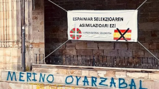 Euro 2024: Γκράφιτι και πανό κατά των Μερίνο, Ογιαρθάμπαλ στη χώρα των Βάσκων