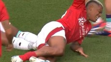 Premier League: Σοκαριστικός τραυματισμός, διέλυσε το πόδι του ο Ντανίλο της Νότιγχαμ - Ούρλιαζε από τον πόνο ο Βραζιλιάνος, πάγωσε το γήπεδο - Βίντεο 